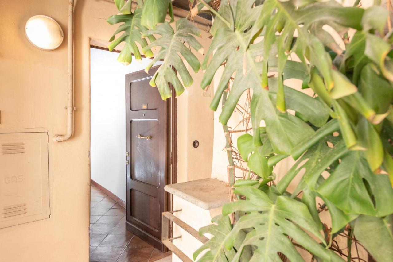 Stunning Campo De Fiori Apartment With Terrace โรม ภายนอก รูปภาพ